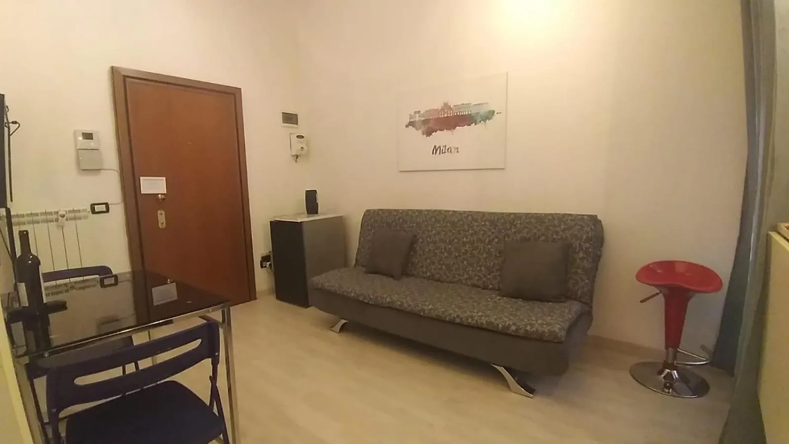 Milan Nice Apartment With Parking Close To The Metro