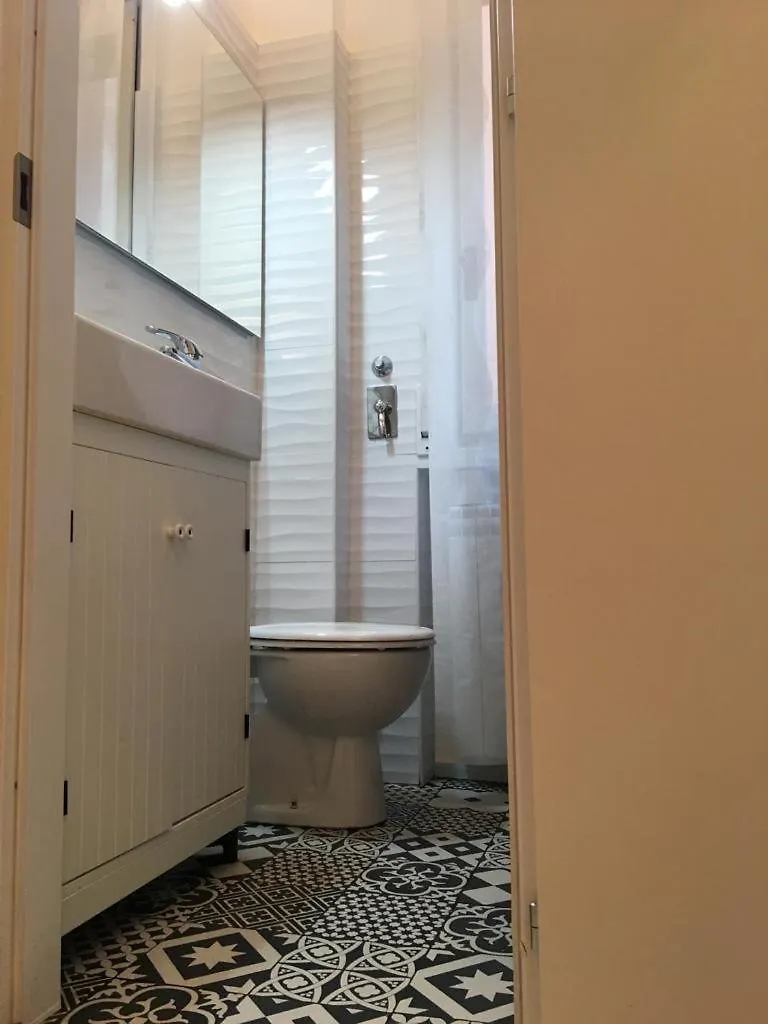 Milan Nice Apartment With Parking Close To The Metro Italien