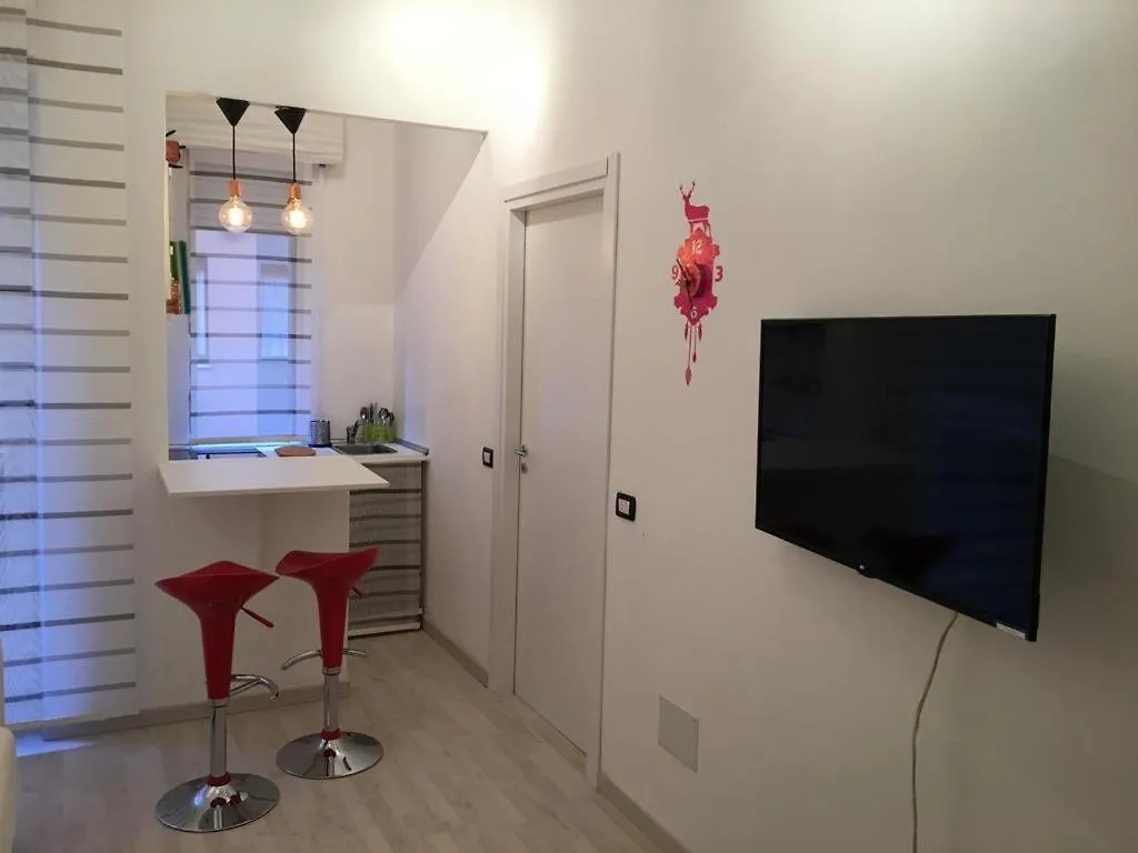 Milan Nice Apartment With Parking Close To The Metro Italien