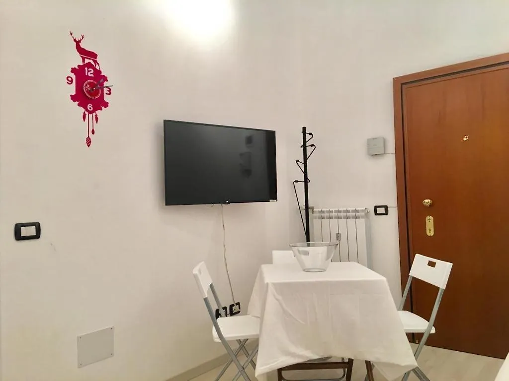 Milan Nice Apartment With Parking Close To The Metro